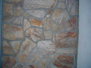 cubiertas-segovia-piedras-irregulares-cuarcita-altamira-brillo-3
